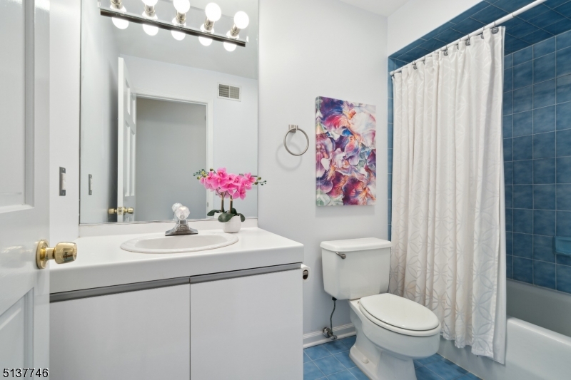 Paramount Estates - Residential