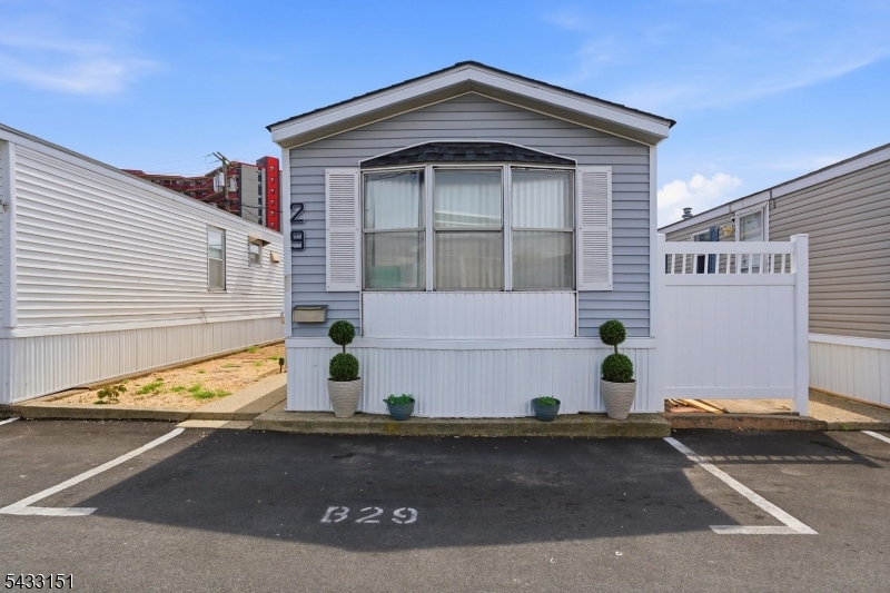Sunset Bay - Residential
