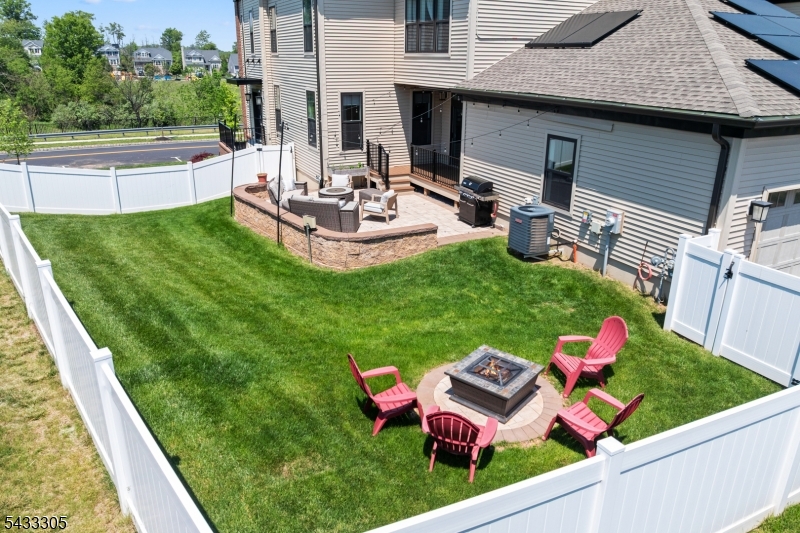 Montgomry Crossing - Residential