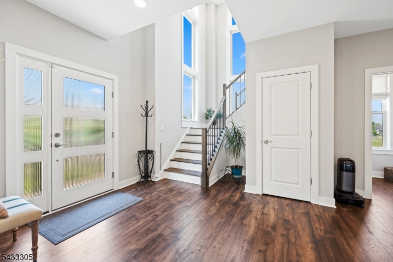 Montgomry Crossing - Residential