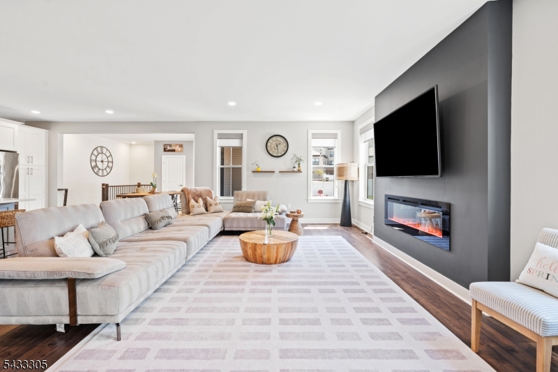 Montgomry Crossing - Residential