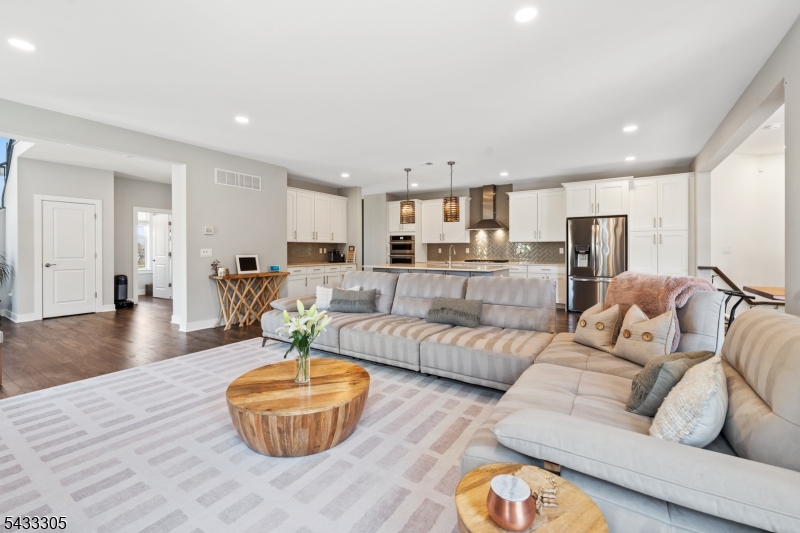 Montgomry Crossing - Residential