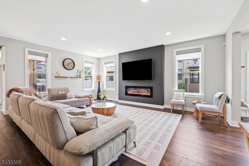 Montgomry Crossing - Residential