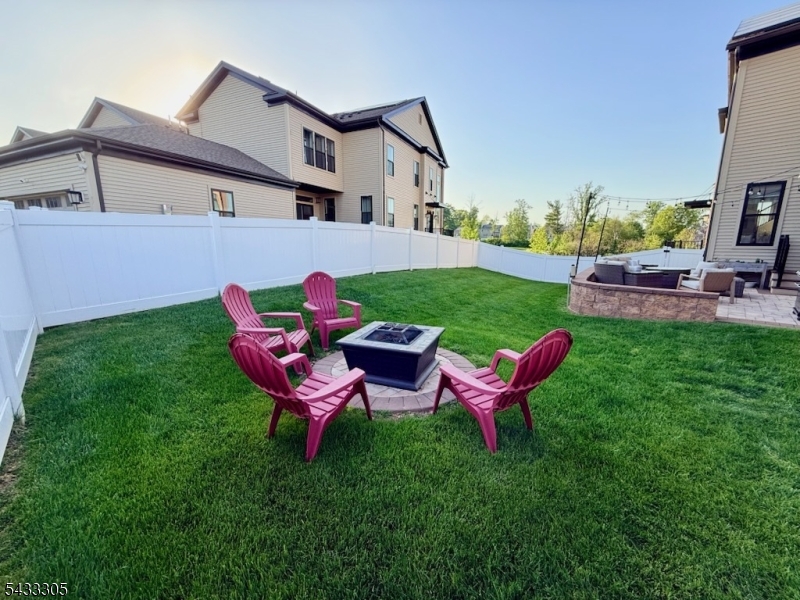 Montgomry Crossing - Residential