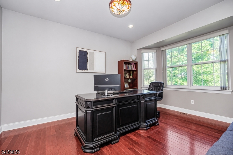 Glen Eyre - Residential