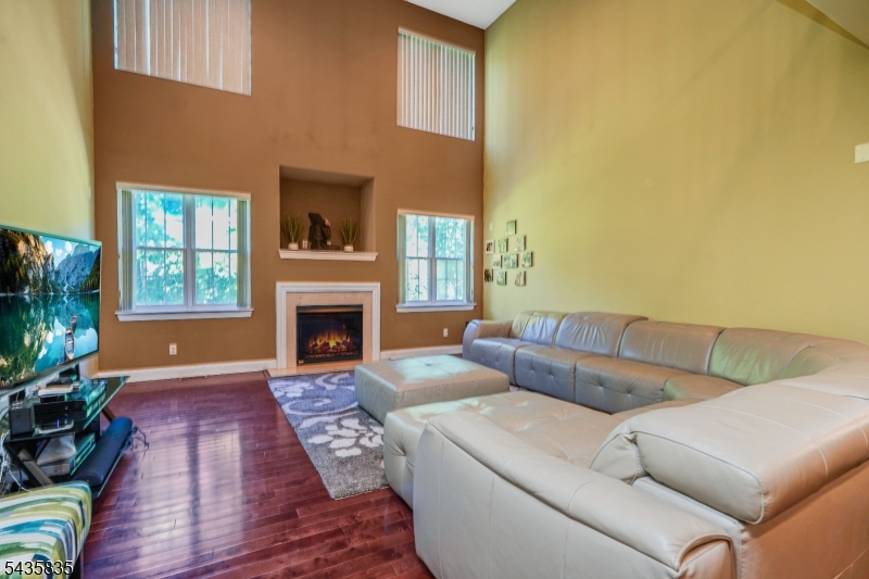 Glen Eyre - Residential
