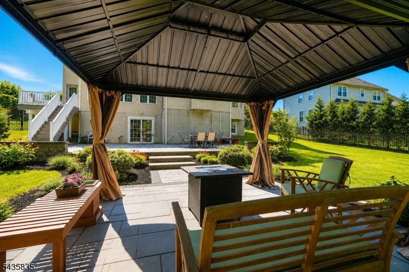 Glen Eyre - Residential