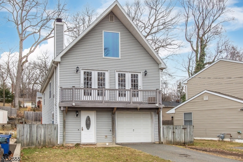 White Meadow Lake - Residential