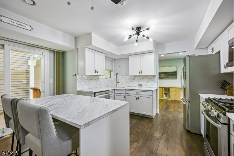 Crystal Woods - Residential