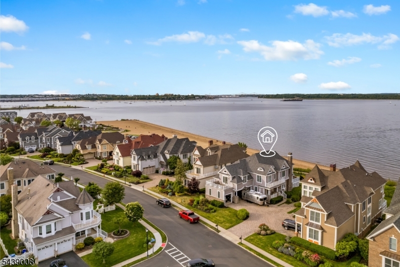 Lighthouse Bay - Residential