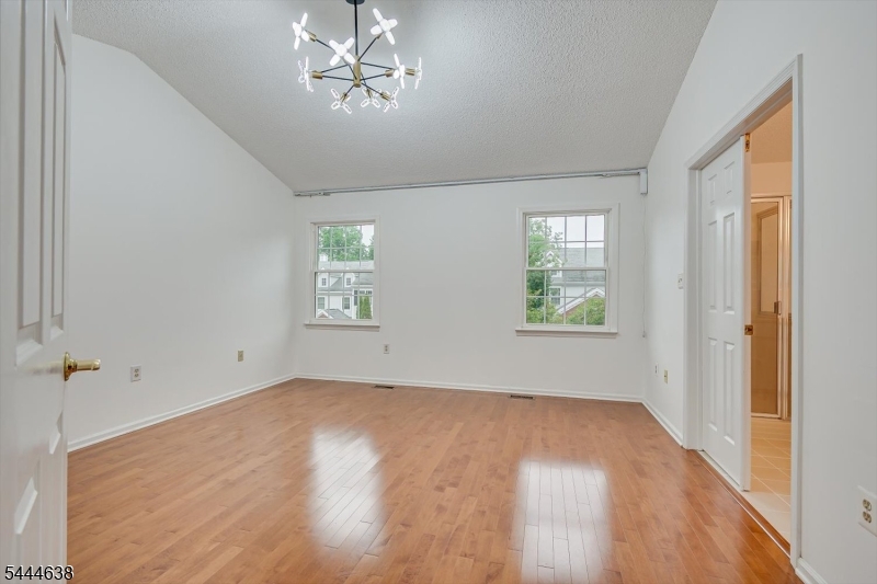 Beacon Hill - Residential