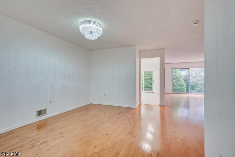 Beacon Hill - Residential
