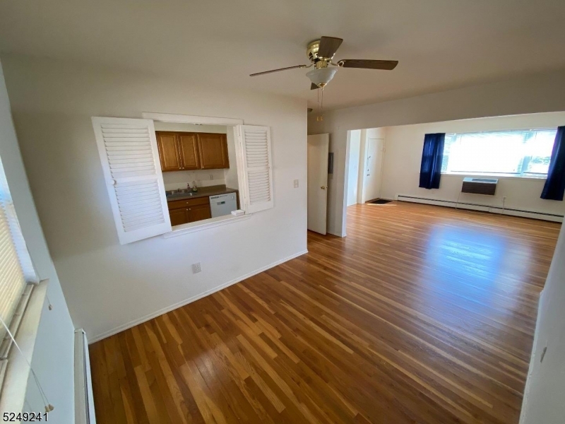 MOUNTAIN CLUB - Residential Lease