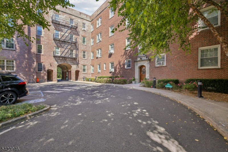 Summit Parmley - Residential