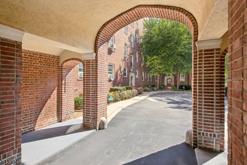 Summit Parmley - Residential