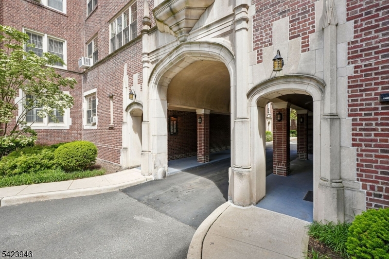 Summit Parmley - Residential