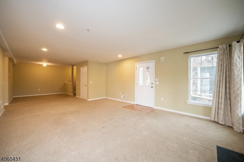 Maple Woods - Residential