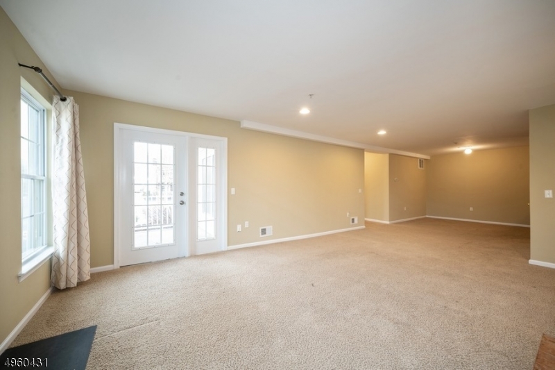 Maple Woods - Residential