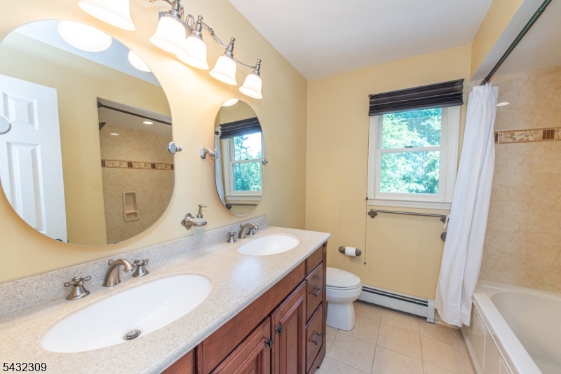 Bennington Woods - Residential