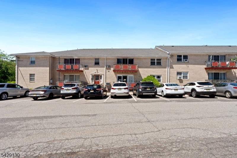 Whitestone Garden - Residential