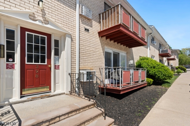 Whitestone Garden - Residential