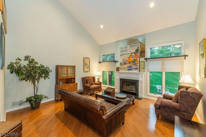 LONGVIEW - Residential
