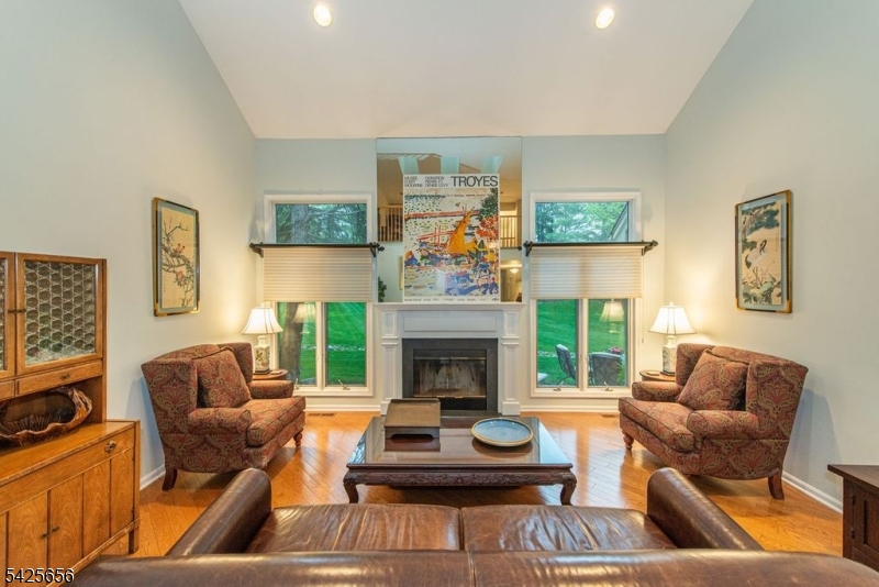 LONGVIEW - Residential