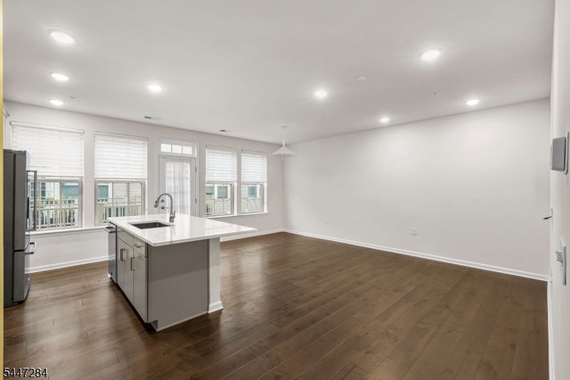 Somerville Station - Residential