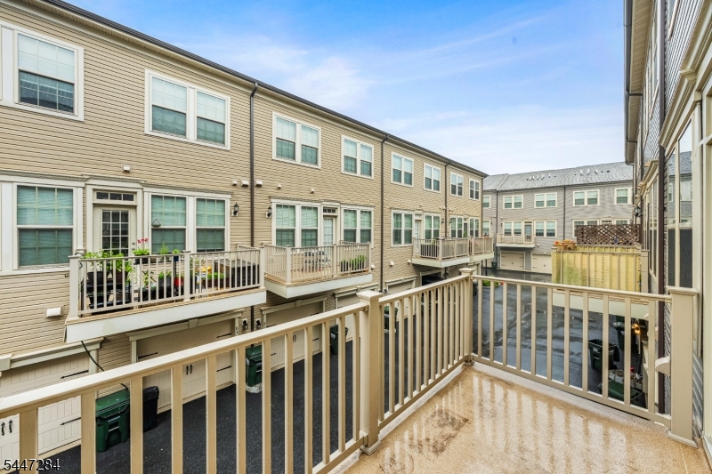Somerville Station - Residential