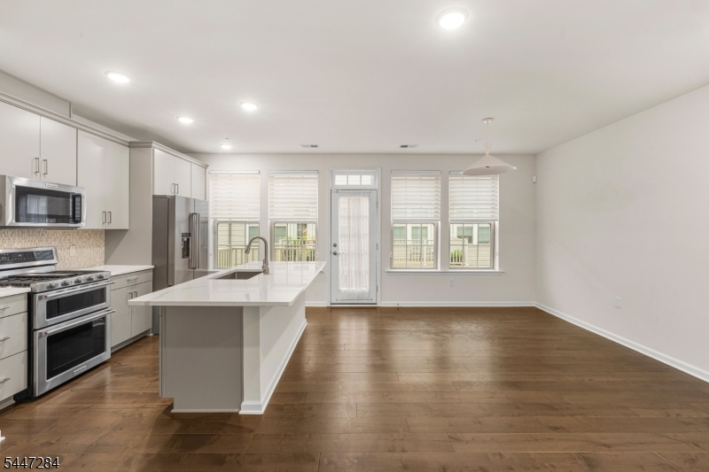 Somerville Station - Residential