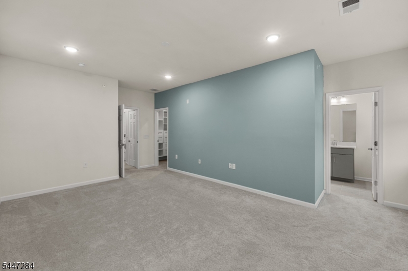 Somerville Station - Residential