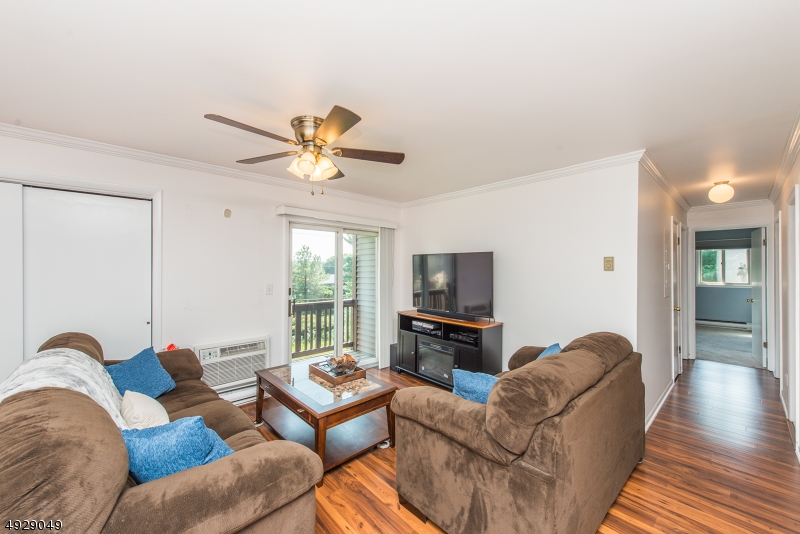 Pompton Village - Residential Lease