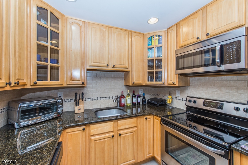 Pompton Village - Residential Lease