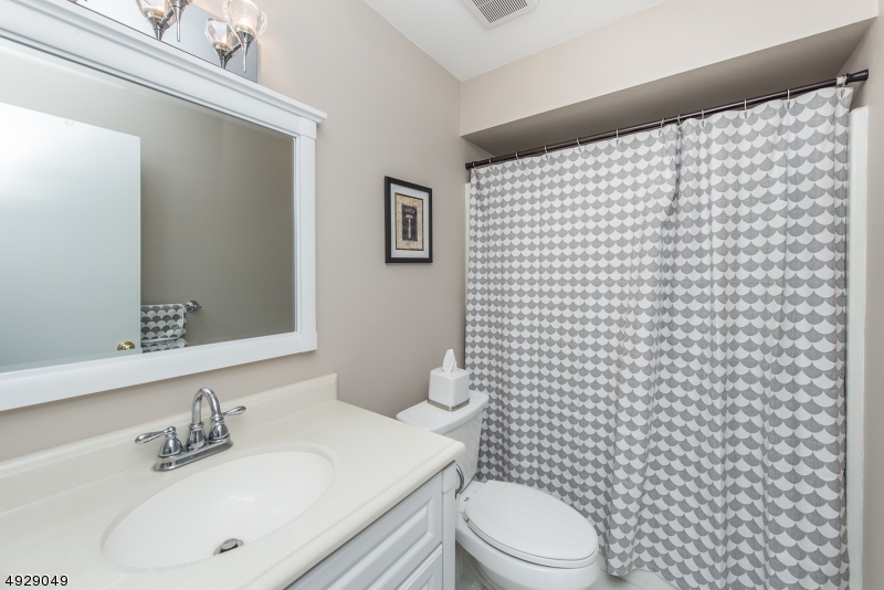 Pompton Village - Residential Lease