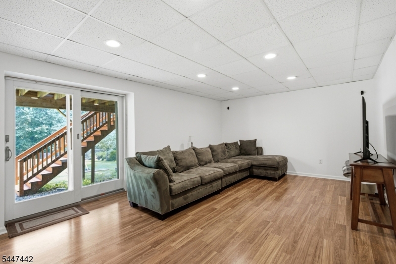 White Meadow Lake - Residential