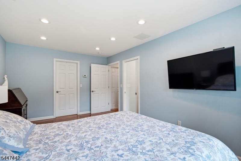White Meadow Lake - Residential