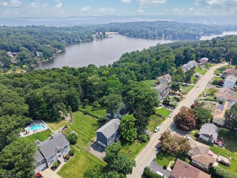 White Meadow Lake - Residential