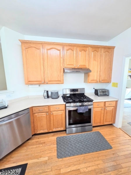 White House Station - Residential