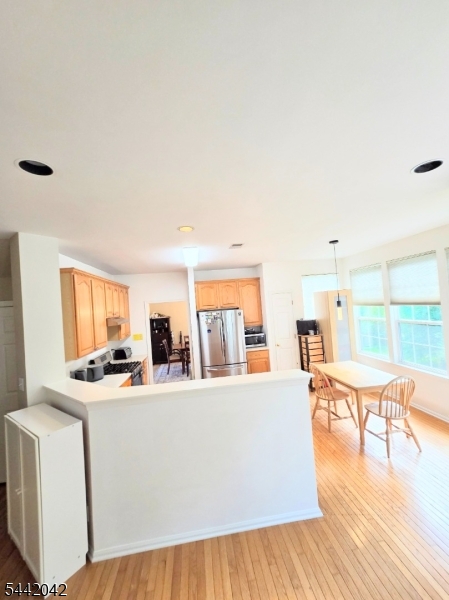 White House Station - Residential