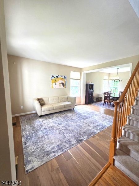 White House Station - Residential