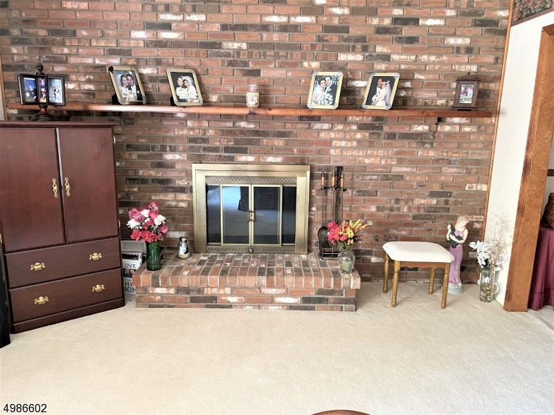 OAK RIDGE - Residential