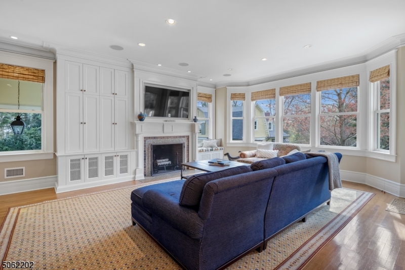 Hill Section - Residential
