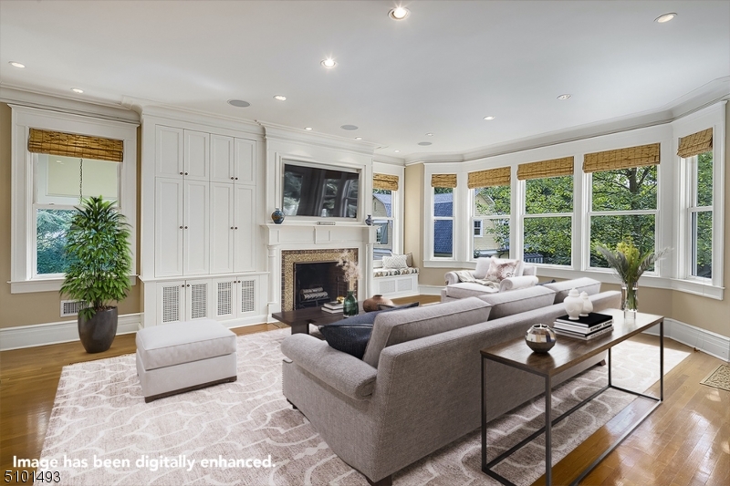 Hill Section - Residential