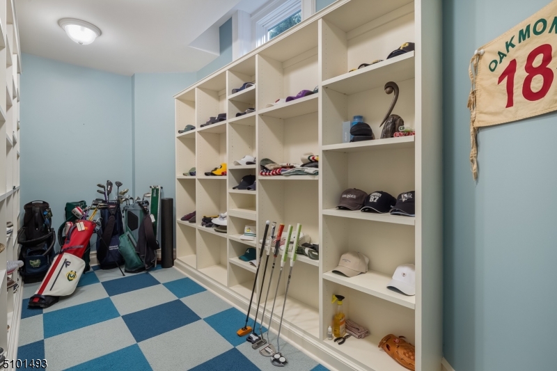 Hill Section - Residential