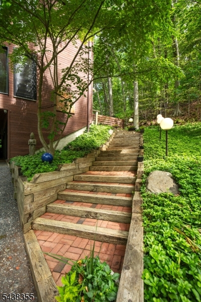 Mountainville - Residential