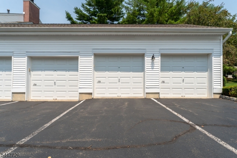 Spring Ridge - Residential