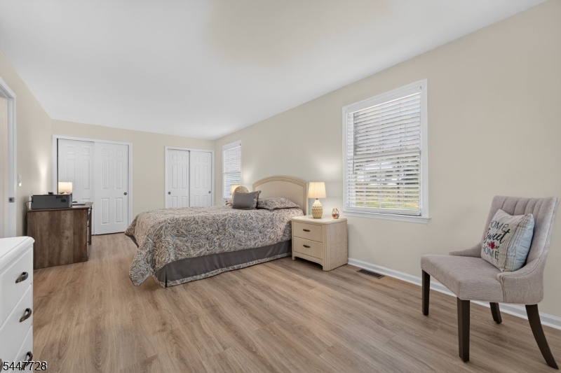 Spring Ridge - Residential