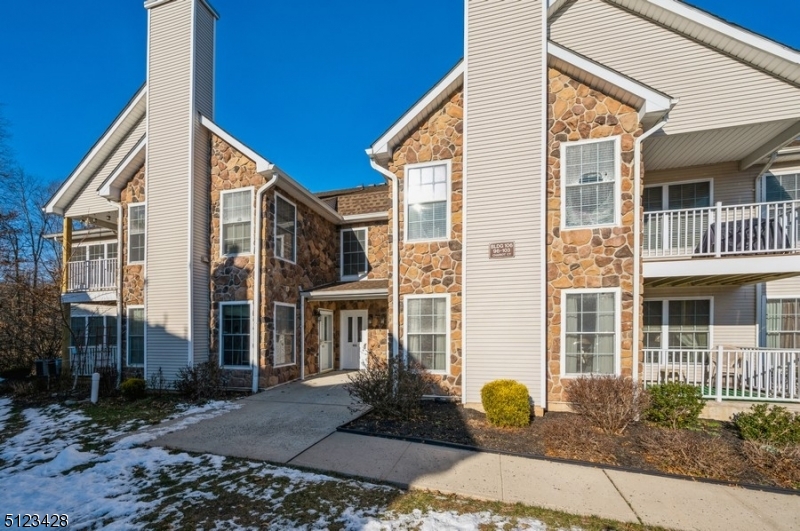 Maple Woods - Residential