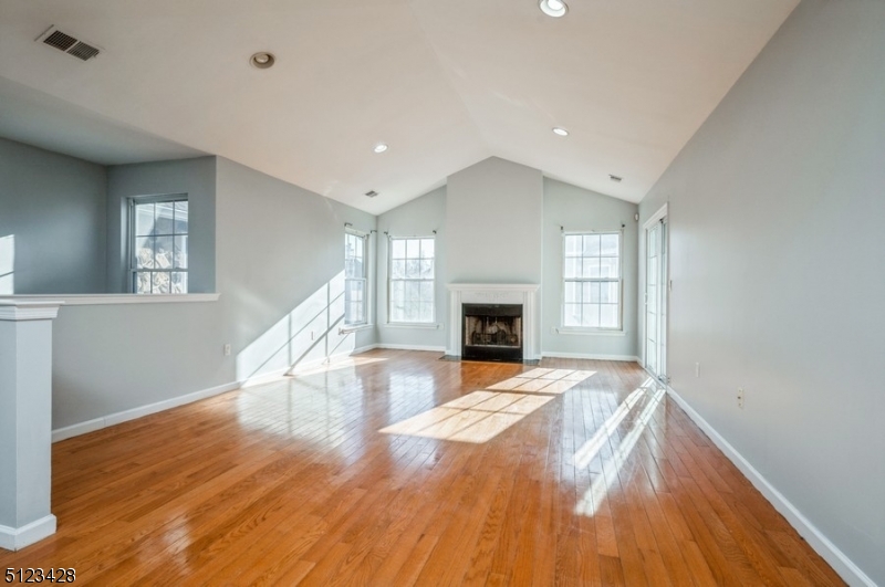 Maple Woods - Residential