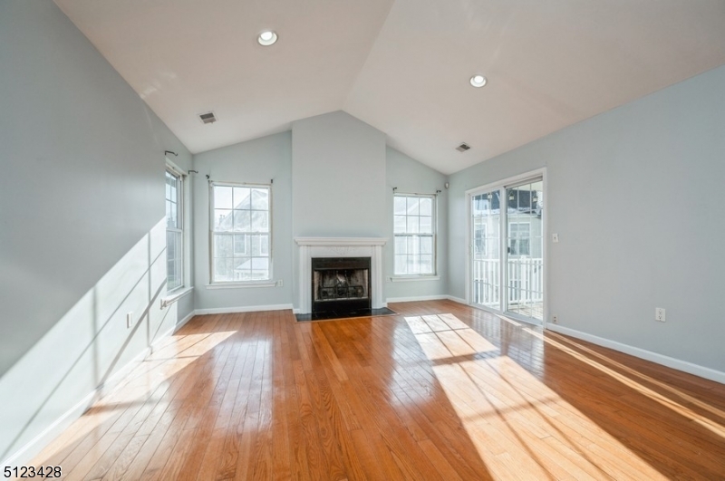 Maple Woods - Residential